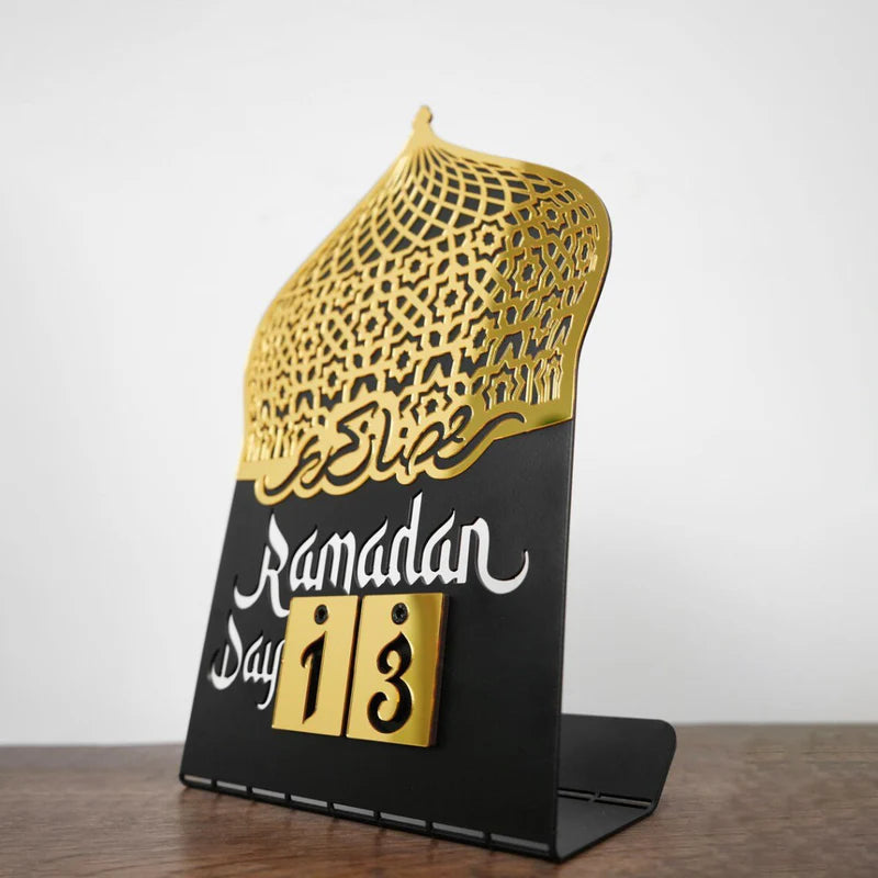 Acrylic Ramadan Countdown Calendar – Luxury Mirror Gold & Matte Black Tabletop Decor